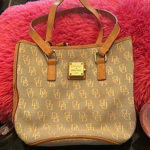 Dooney & Bourke 1975 Vintage purse